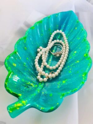 Schale "Blatt" in grün-blau